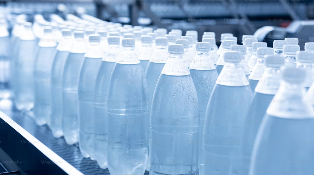 6 Tips Merawat Botol Plastik agar Tetap Bersih dan Aman Digunakan